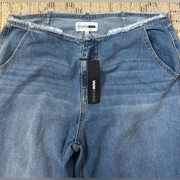 High-Waist Wide Leg Women Jeans - Blue size 11 - Picture 3 of 7